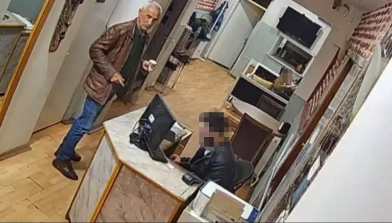 Özgür Özel'e Yapılan Saldırının Ardındaki İsim: Selçuk Tengioğlu’nun Şok Edici Görüntüleri