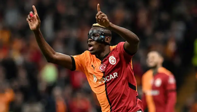 Al-Hilal'i Reddeden Osimhen, Yeni Takımını Duyurdu!