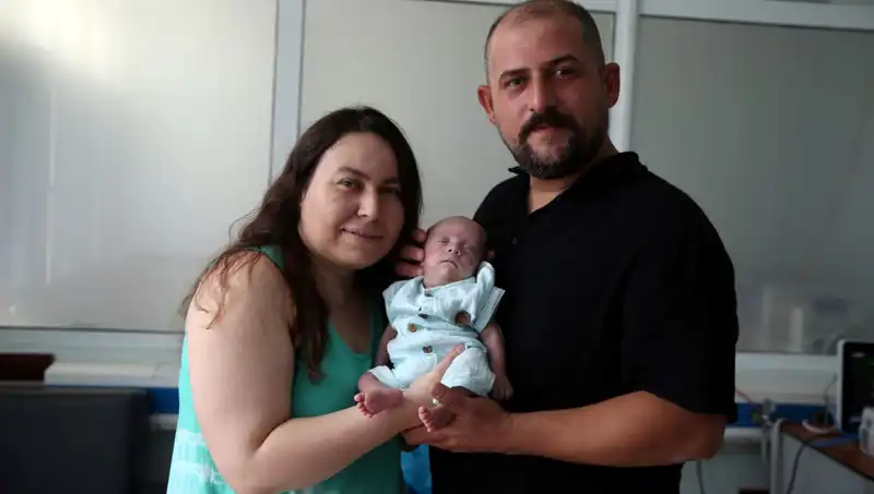 800 Gramla Hayata Merhaba Dedi: 5 Aylık Bebeğin Zorlu Mücadelesi