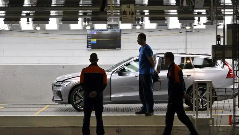 Volvo, Bazı Modellerin Satışını Neden Durdurdu? İşte Ayrıntılar!