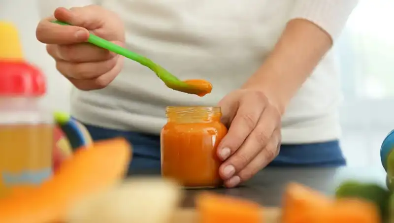 26 Yaşındaki Genç, 1 Haftalık Bebek Maması Diyetinde Yaşadığı Şaşırtıcı Değişimi Anlattı