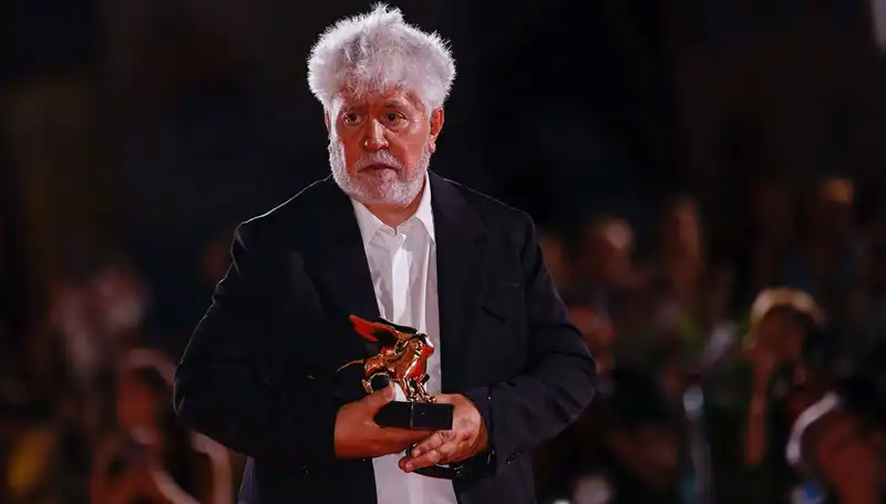 Almodóvar'dan Sarsıcı Açılamalar: Hükümete Gazze İçin Derhal Eyleme Geçme Çağrısı