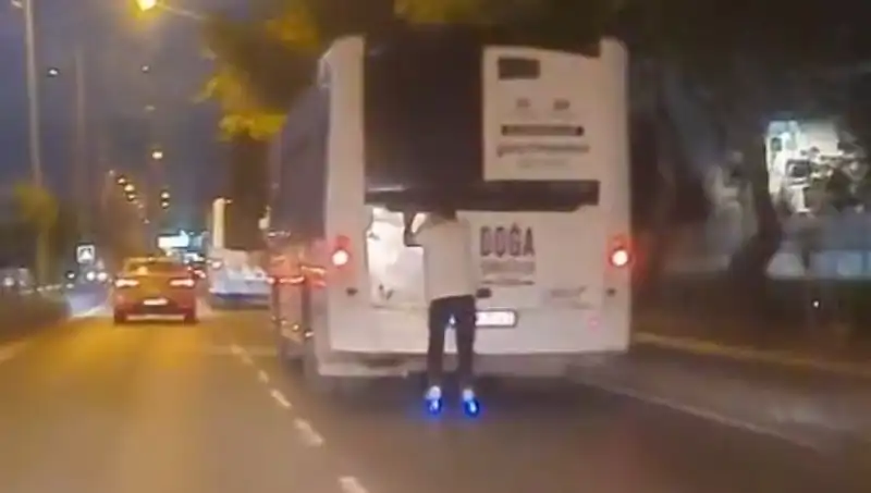 Patenle Trafikte Tehlikeli Yolculuk: Eşsiz Bir Deneyim mi Yoksa Risk Mi?