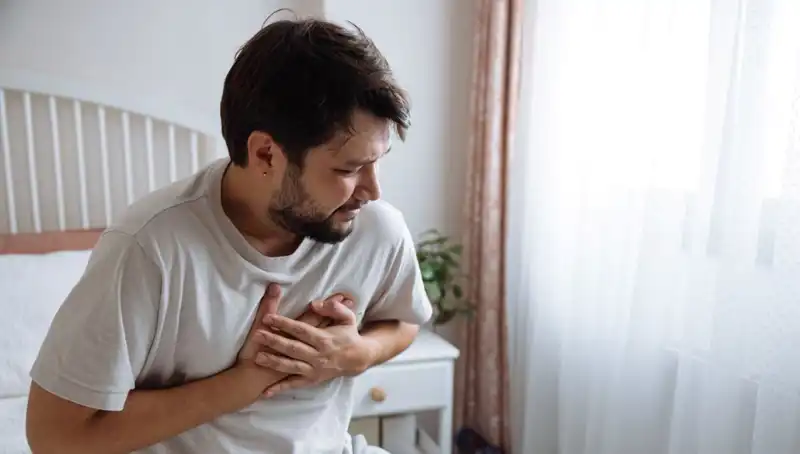 Sabahları Hissettiğiniz Bu Belirti, Kalp Hastalığına Dikkat Çekiyor