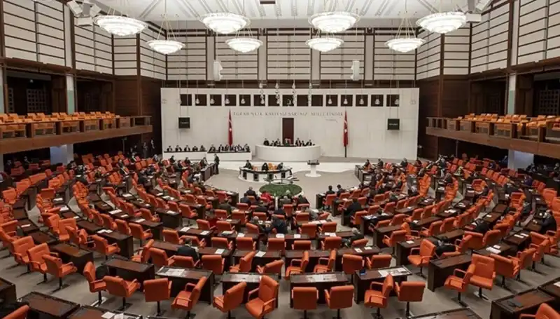 Meclis’teki Gıda Zehirlenmesi İddiaları Üzerine Hasan Turan Açıklama Yaptı