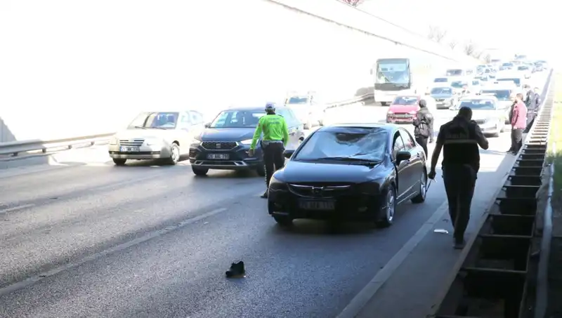Polisten Kaçış: Üst Geçitten Atlayarak Hayatta Kaldı!