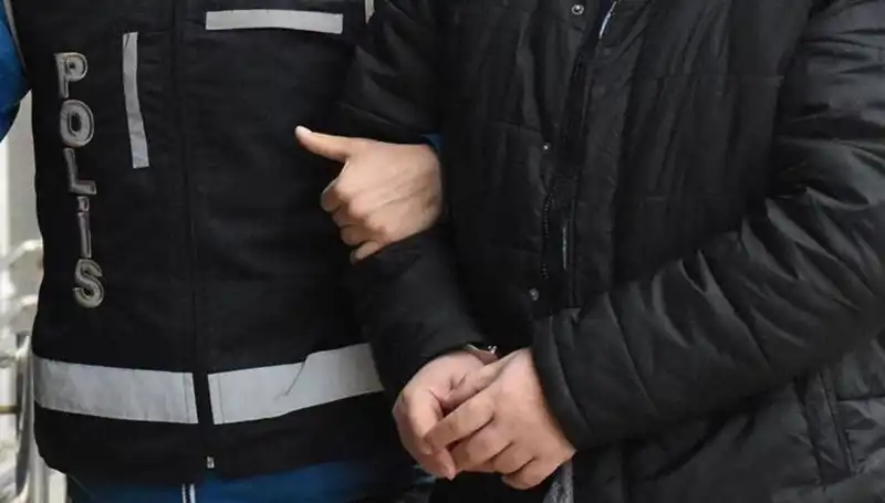 Emniyet ve TSK'da Şok FETÖ Operasyonu: Çok Sayıda Gözaltı!