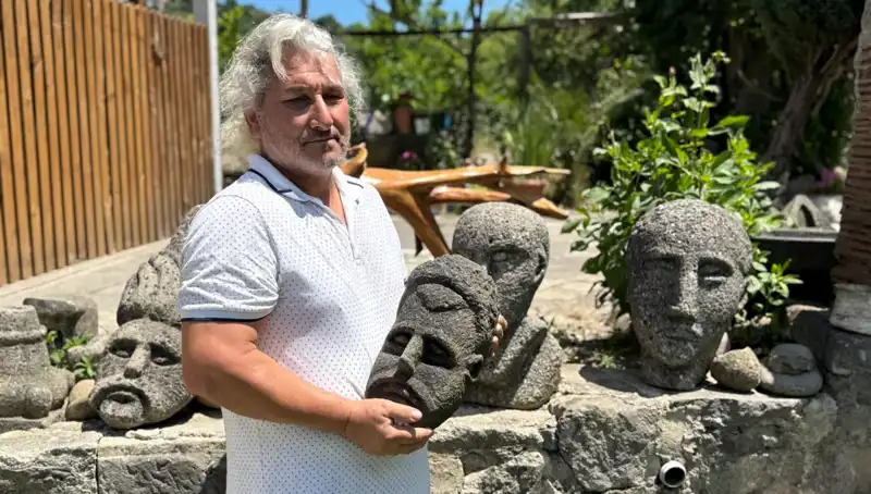 3 Günde Sanat Eseri Yaratıyor: Tarihi Eser Gibi Görünüyor, Satmıyor!