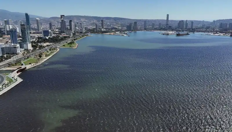 İzmir Körfezi'nde Kötü Koku Sorunu: Nedenleri ve Çözüm Önerileri