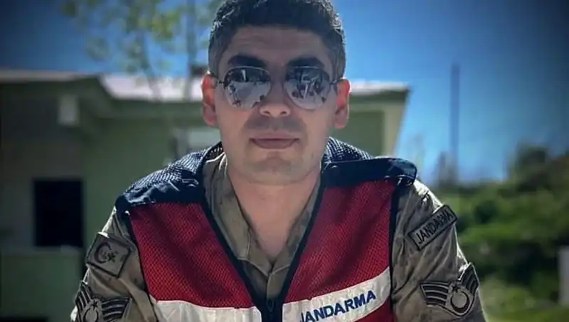 Kadir Astsubay, Halı Saha Maçında Yaşamını Yitirerek Tüm Ülkeyi Üzüntüye Boğdu