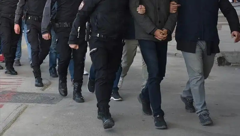 FETÖ'ye Ağır Darbe: 5 İldeki Operasyonda 10 Kişi Gözaltında