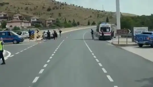Elazığ’da İki Araç Çarpıştı: Feci Kazada Yaralıların Durumu Ciddiyetini Koruyor