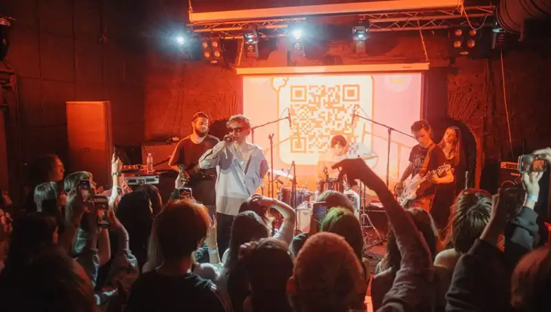 Savaşın Gölgesinde Kültürel Direniş: Konserle Birlikte Saldırı Yaşandı