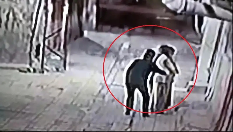 Kapkaççılara Kılık Değiştirerek Operasyon: Polis Pazarcı ve Simitçi Oldu