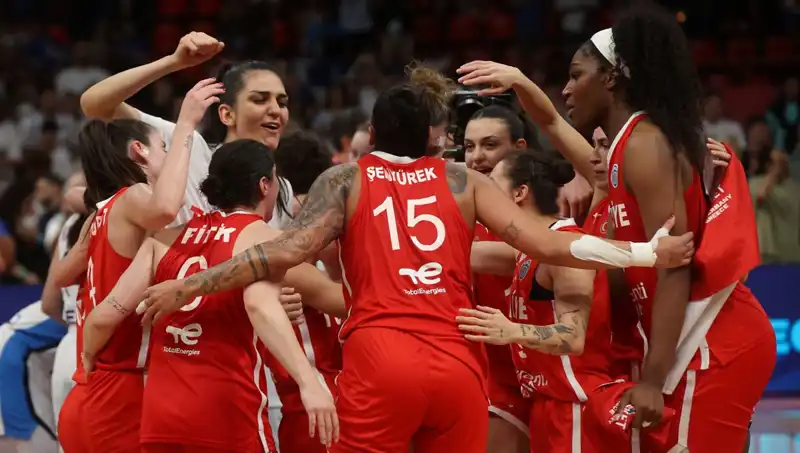 A Milli Kadın Basketbol Takımı Litvanya Maçına Dört Elle Hazırlanıyor