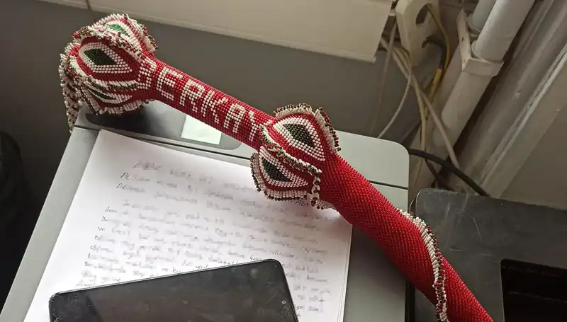 Kırbaçlı Saldırganlardan Kaçarken Ölümü Göze Alan Adamın Hikayesi