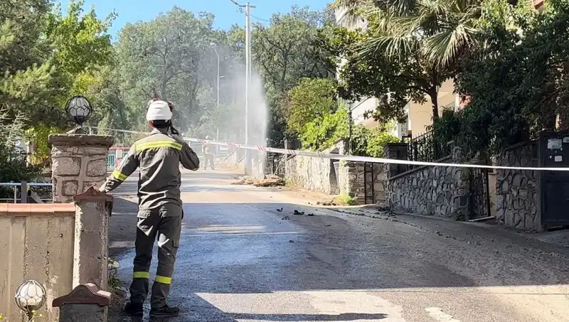 Bursa'da Şok Edici Doğalgaz Patlaması: Üç İşçi Yaralandı!