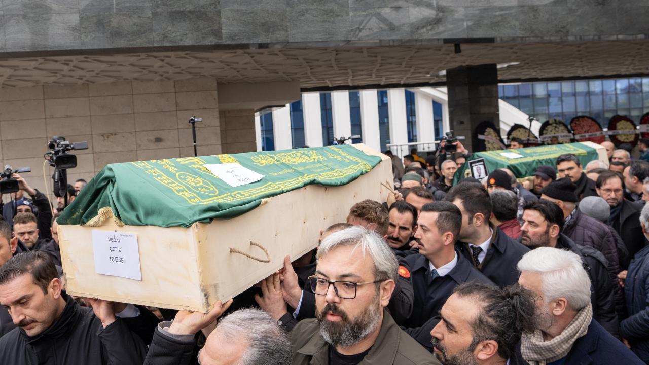 Bolu'da Yaşanan Faciada Hayatını Kaybedenler Son Yolculuklarına Uğurlandı