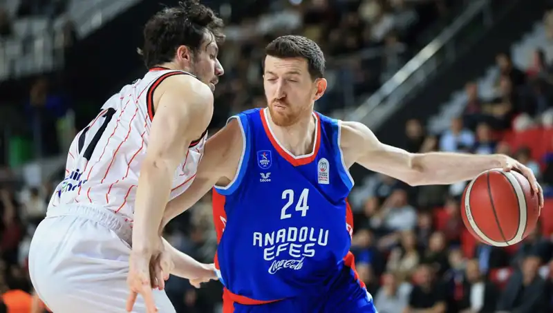 Anadolu Efes Euroleague’de Zorlu Bir İmtihanla Karşı Karşıya