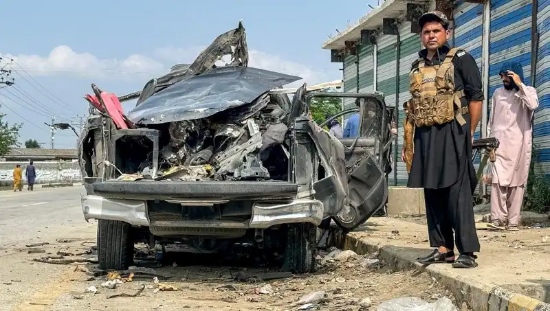 Pakistan'da Şok Etkisi Yaratan Patlama: Dört Yetkili ve Bir Polis Hayatını Kaybetti