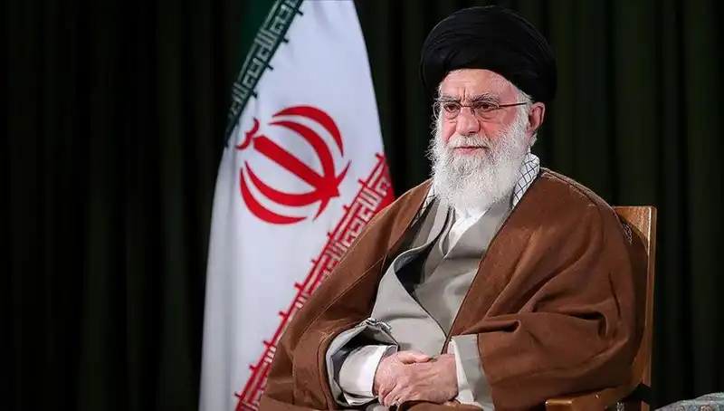 İran Lideri Hamaney: "İsrail'in Cevabı Sert Olacak"