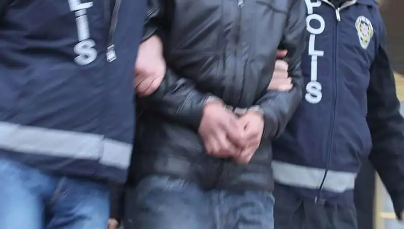 Konya'da Ülke Genelini Sarsan Dolandırıcılık Çetesi Çökertildi