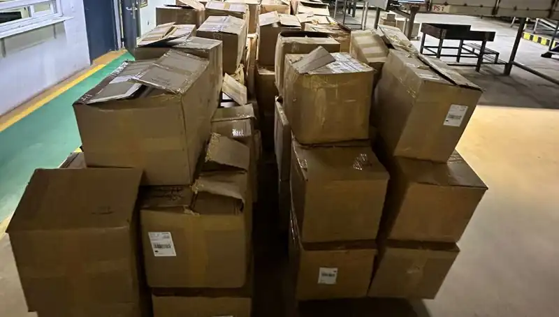 Kargo Şirketi Deposunda Dev Boyutta Kaçak Tütün Operasyonu