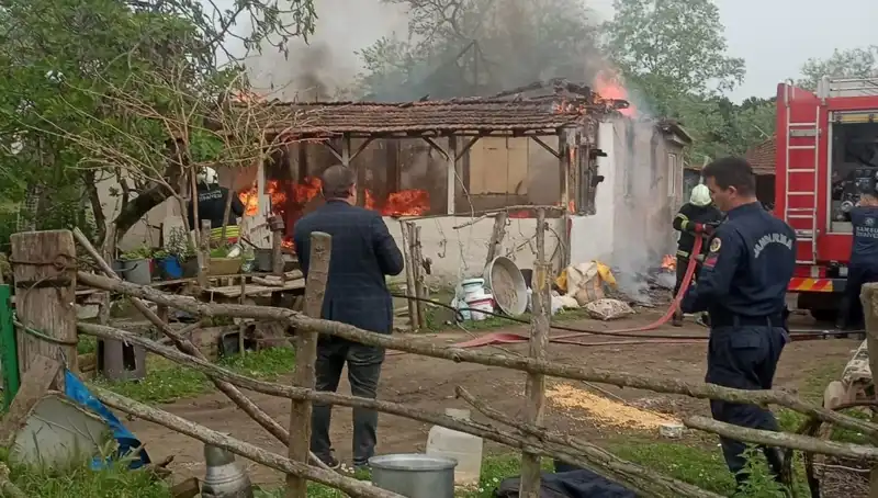 Elektrik Kontağından Çıkan Yangın, Şehirde Panik Yarattı!
