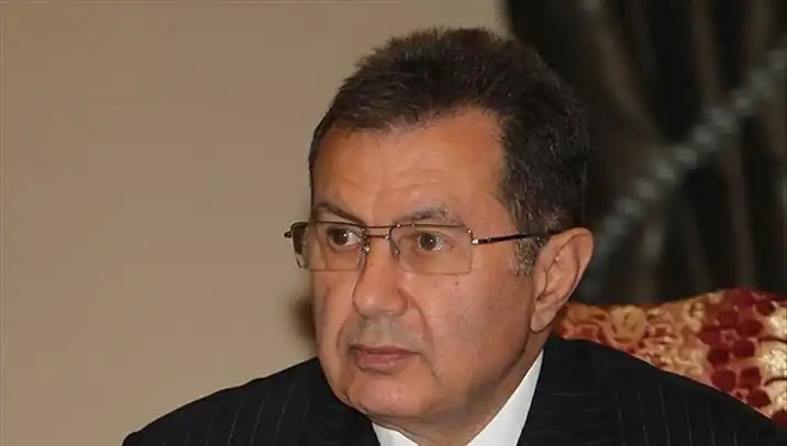 Mehmet Emin Karamehmet: İş Dünyasının Arka Plandaki İsimlerinden Biri