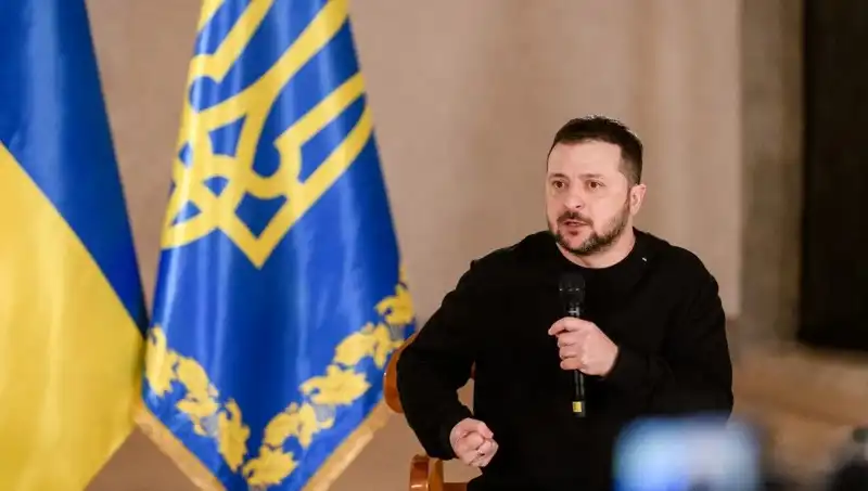 Zelenski'den Moskova'ya Barış Mesajı: Kiev'i Bombalayanlara Cevap