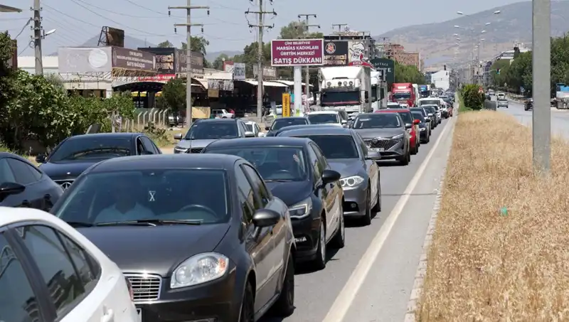 Aydın ile Muğla Arasında 60 Kilometrelik Araç Kuyruğu Büyüledi!